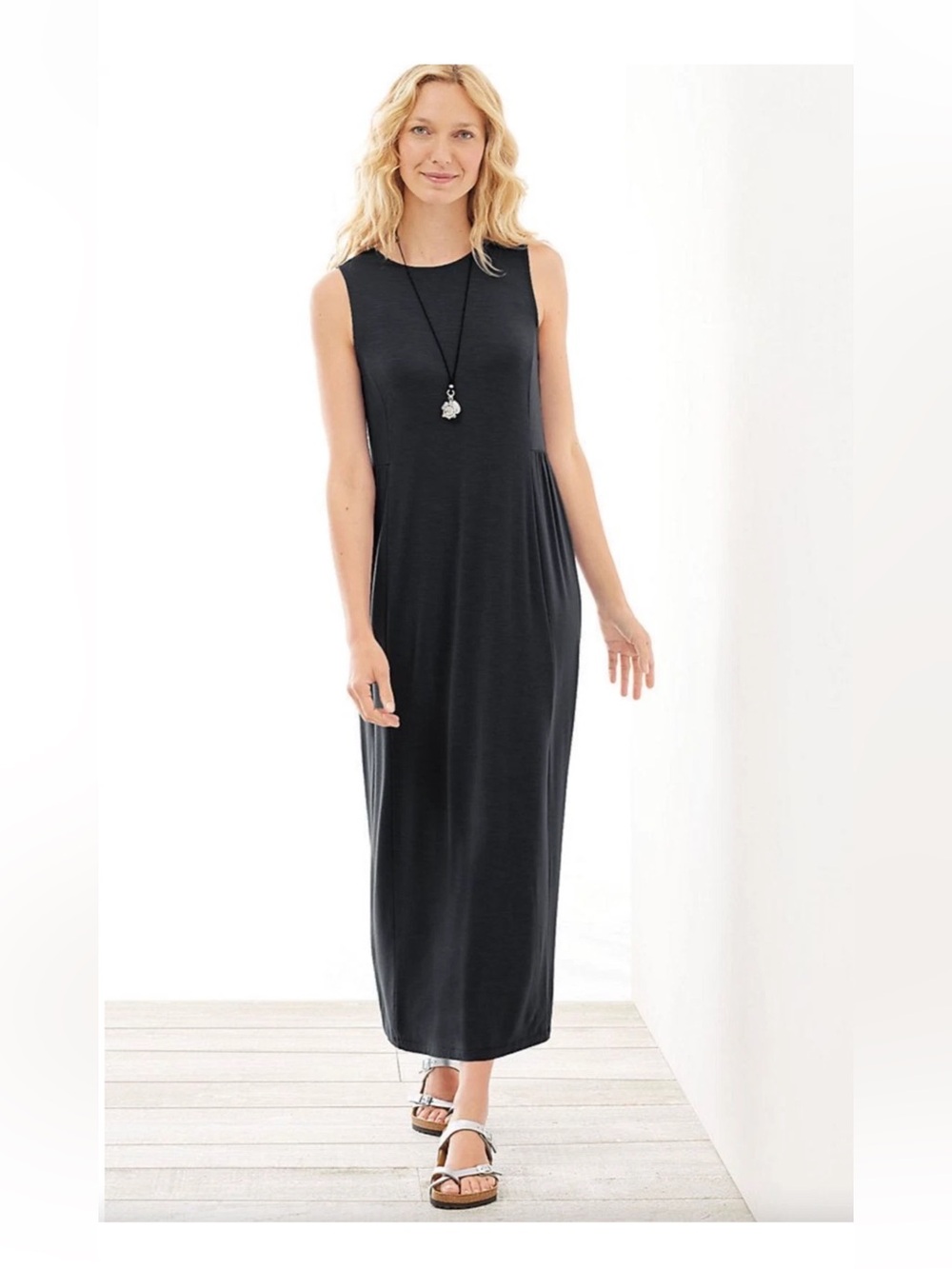 J.Jill Black shirred-waist jersey knit maxi dress size medium